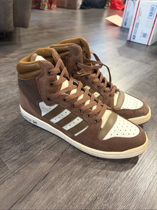 Other - Vintage Adidas decade